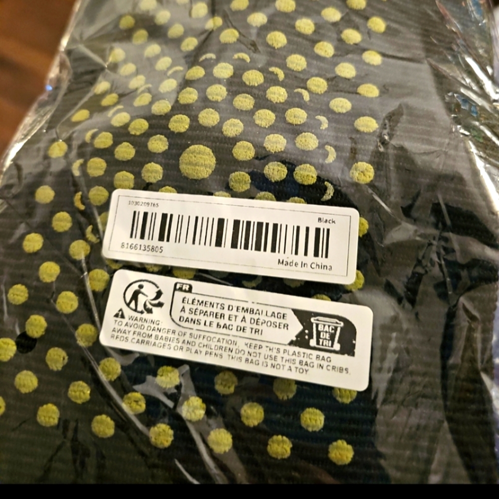 Knee compression sleeves